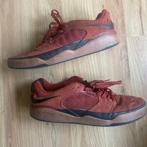 Nike SB Ishod Wair Size 11.5 Mens Rugged Orange Rust Mineral Clay Black Shoes